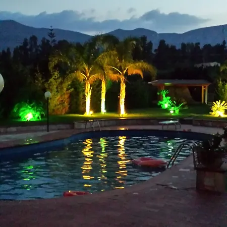 Emy Bed & Breakfast 2*