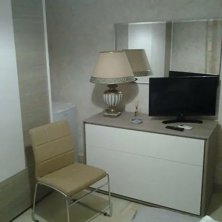 Bed & Breakfast Emy 2*